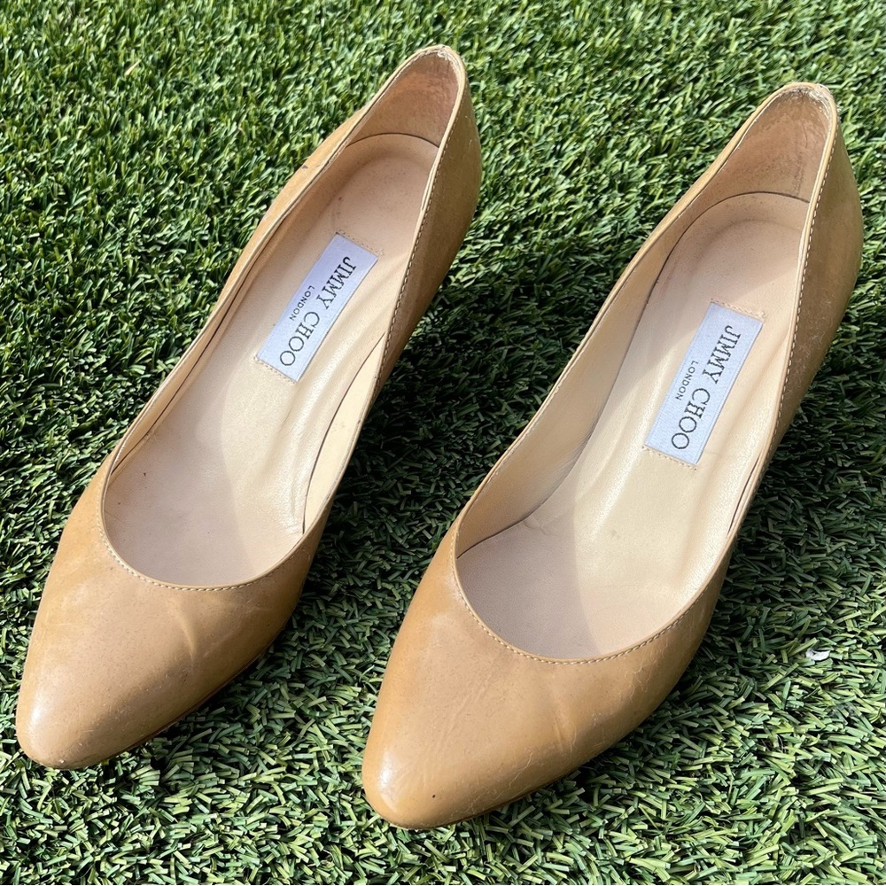 Jimmy Choo Love 65 Patent Leather Neutral Pump size 8.5 (39)